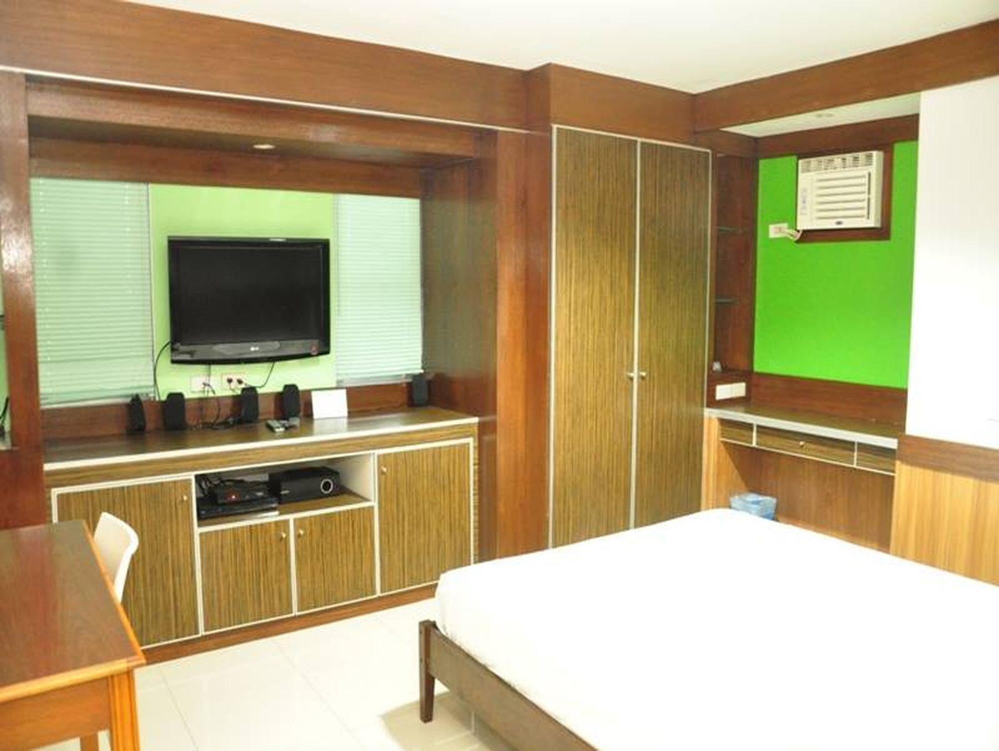 Casa Verde Boutique Hotel And Gardens Imus Екстер'єр фото